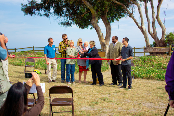 Walter Park Ribbon Cutting JohnClow_25.9.2013-12